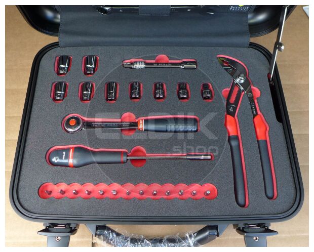 Facom CM.34VFER Limited Edition Facom / Ferrari Tool Set