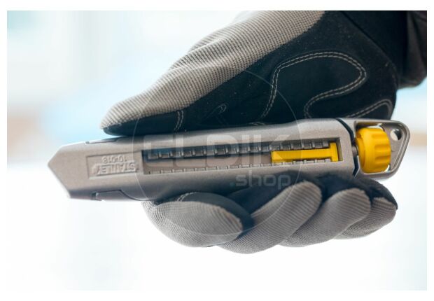 Stanley 0-10-018 Interlock Afbreekmes 18 mm