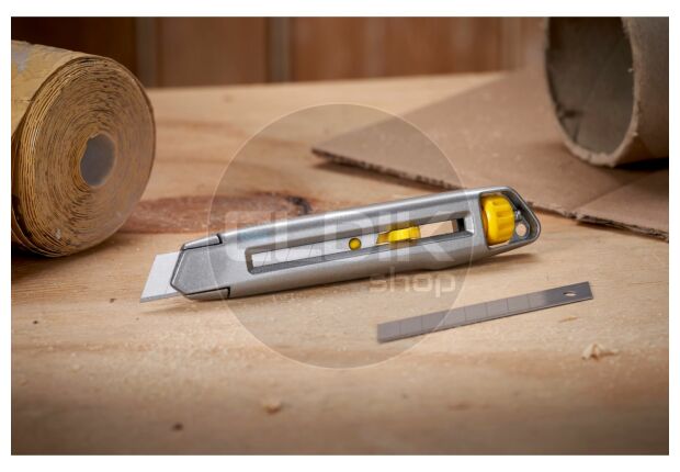 Stanley 0-10-018 Interlock Afbreekmes 18 mm